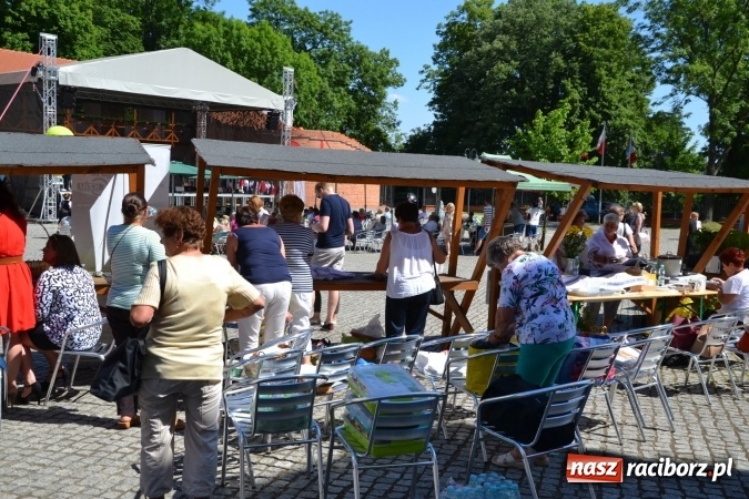 Zdjęcie w galerii na portalu naszraciborz.pl: IV Czym Nędza bogata! - rodzinny piknik na Zamku Piastowskim za nami  wiadomości z regionu