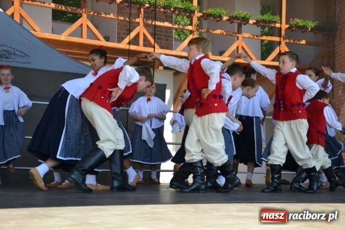 Zdjęcie w galerii na portalu naszraciborz.pl: IV Czym Nędza bogata! - rodzinny piknik na Zamku Piastowskim za nami  wiadomości z regionu