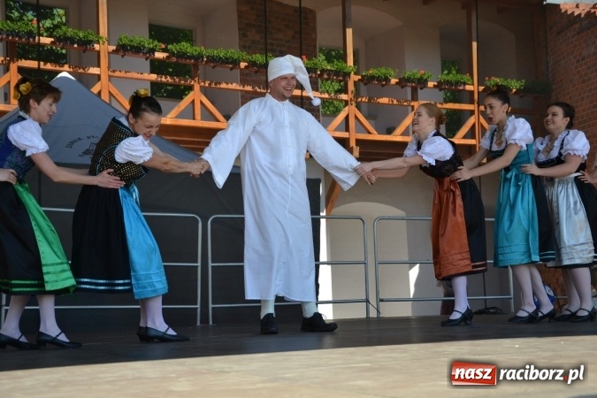 Zdjęcie w galerii na portalu naszraciborz.pl: IV Czym Nędza bogata! - rodzinny piknik na Zamku Piastowskim za nami  wiadomości z regionu