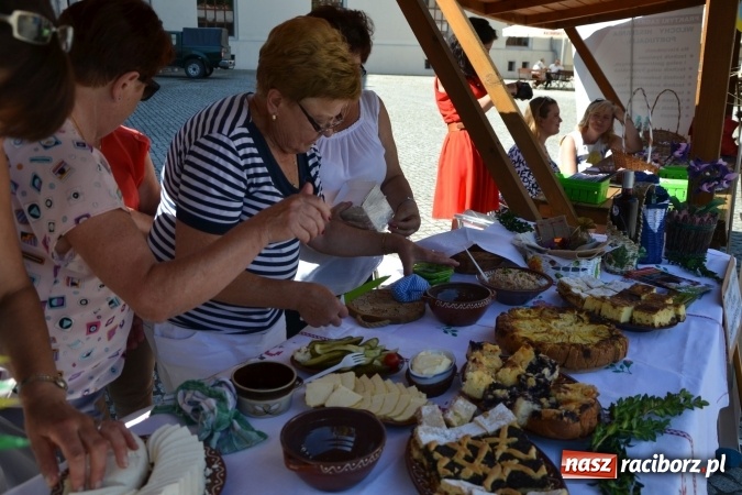 Zdjęcie w galerii na portalu naszraciborz.pl: IV Czym Nędza bogata! - rodzinny piknik na Zamku Piastowskim za nami  wiadomości z regionu