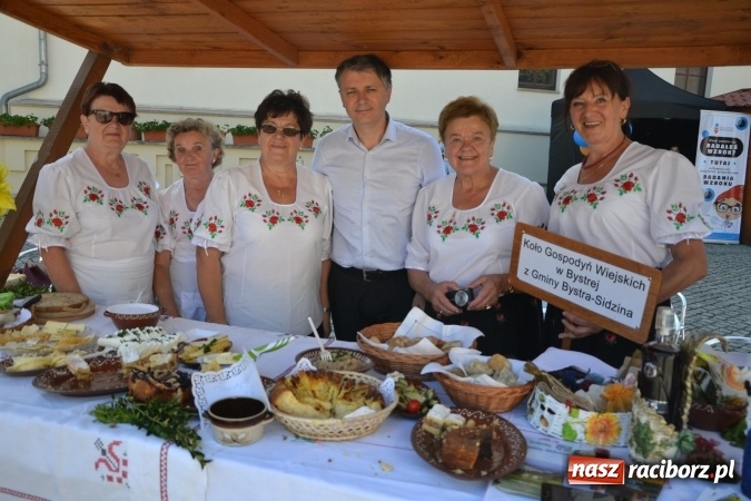 Zdjęcie w galerii na portalu naszraciborz.pl: IV Czym Nędza bogata! - rodzinny piknik na Zamku Piastowskim za nami  wiadomości z regionu