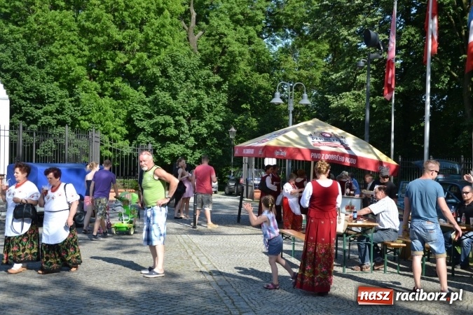Zdjęcie w galerii na portalu naszraciborz.pl: IV Czym Nędza bogata! - rodzinny piknik na Zamku Piastowskim za nami  wiadomości z regionu