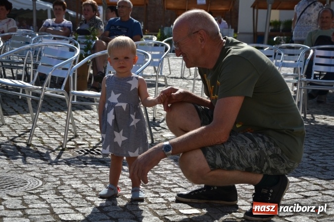 Zdjęcie w galerii na portalu naszraciborz.pl: IV Czym Nędza bogata! - rodzinny piknik na Zamku Piastowskim za nami  wiadomości z regionu