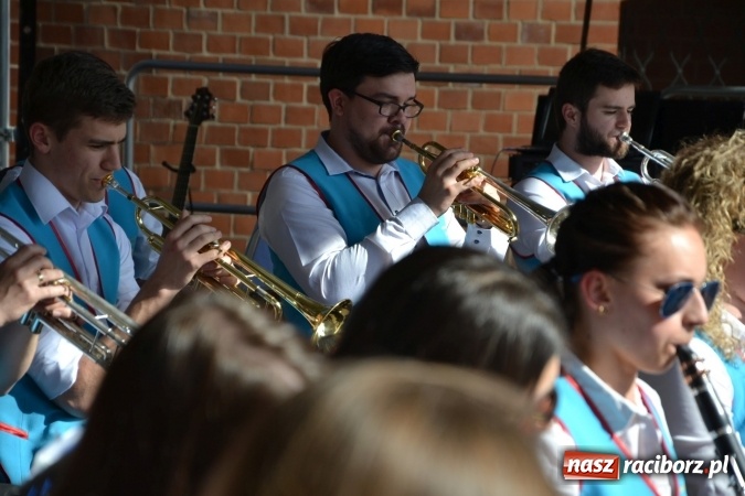 Zdjęcie w galerii na portalu naszraciborz.pl: IV Czym Nędza bogata! - rodzinny piknik na Zamku Piastowskim za nami  wiadomości z regionu