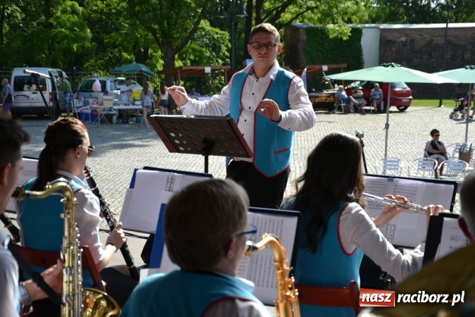 Zdjęcie w galerii na portalu naszraciborz.pl: IV Czym Nędza bogata! - rodzinny piknik na Zamku Piastowskim za nami  wiadomości z regionu