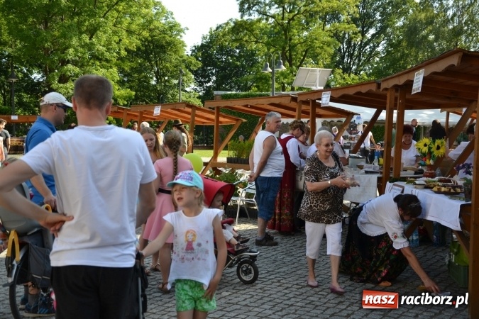 Zdjęcie w galerii na portalu naszraciborz.pl: IV Czym Nędza bogata! - rodzinny piknik na Zamku Piastowskim za nami  wiadomości z regionu