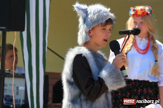 Zdjęcie w galerii na portalu naszraciborz.pl: Dzień Dziecka z klaunami w Rzuchowie wiadomości z regionu