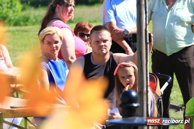 Zdjęcie w galerii na portalu naszraciborz.pl: Dzień Dziecka z klaunami w Rzuchowie wiadomości z regionu