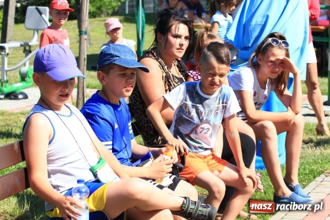 Zdjęcie w galerii na portalu naszraciborz.pl: Dzień Dziecka z klaunami w Rzuchowie wiadomości z regionu