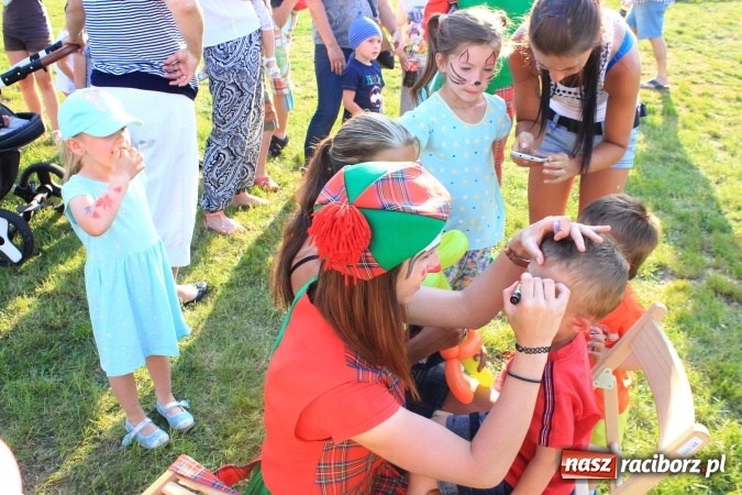 Zdjęcie w galerii na portalu naszraciborz.pl: Dzień Dziecka z klaunami w Rzuchowie wiadomości z regionu