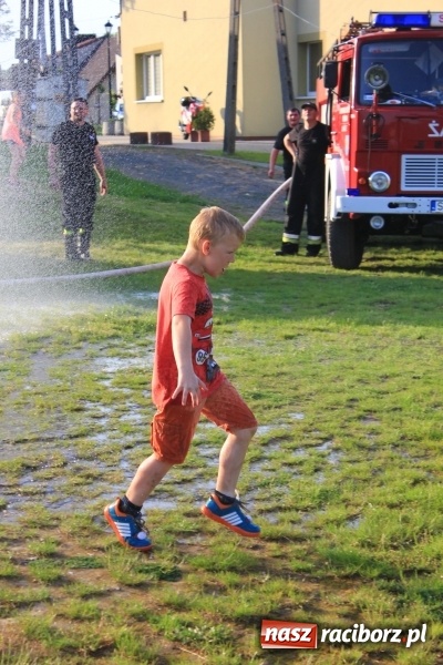 Zdjęcie w galerii na portalu naszraciborz.pl: Dzień Dziecka z klaunami w Rzuchowie wiadomości z regionu