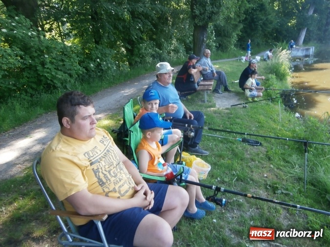 Zdjęcie w galerii na portalu naszraciborz.pl: Wędkarski Dzień Dziecka na Trzecioku wiadomości z regionu
