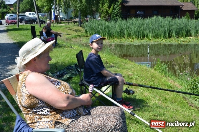 Zdjęcie w galerii na portalu naszraciborz.pl: Wędkarski Dzień Dziecka na Trzecioku wiadomości z regionu