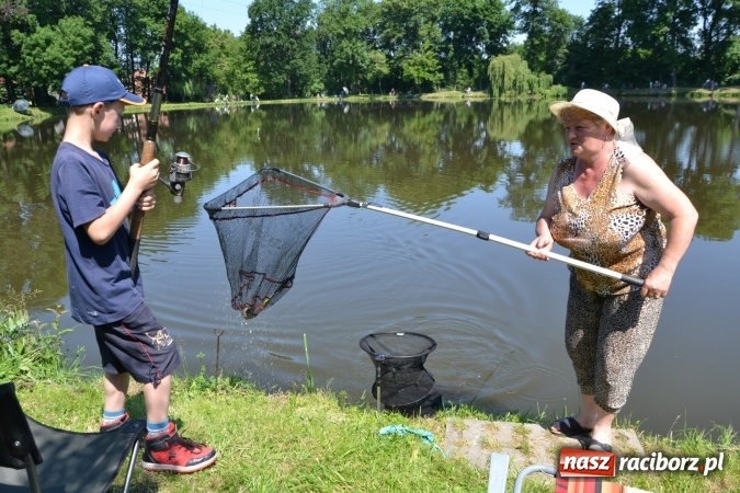 Zdjęcie w galerii na portalu naszraciborz.pl: Wędkarski Dzień Dziecka na Trzecioku wiadomości z regionu