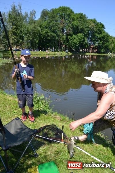 Zdjęcie w galerii na portalu naszraciborz.pl: Wędkarski Dzień Dziecka na Trzecioku wiadomości z regionu