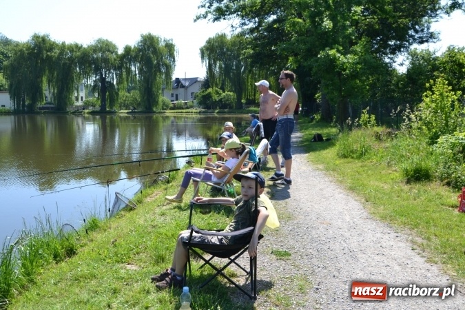 Zdjęcie w galerii na portalu naszraciborz.pl: Wędkarski Dzień Dziecka na Trzecioku wiadomości z regionu