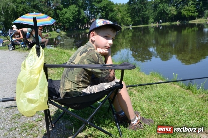 Zdjęcie w galerii na portalu naszraciborz.pl: Wędkarski Dzień Dziecka na Trzecioku wiadomości z regionu