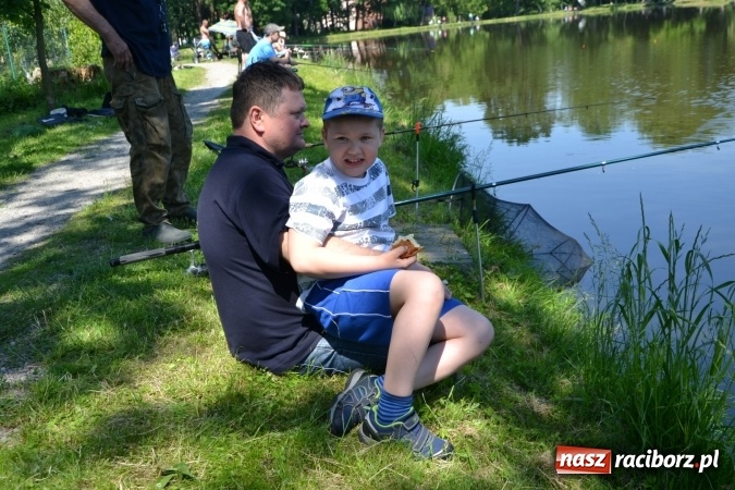 Zdjęcie w galerii na portalu naszraciborz.pl: Wędkarski Dzień Dziecka na Trzecioku wiadomości z regionu