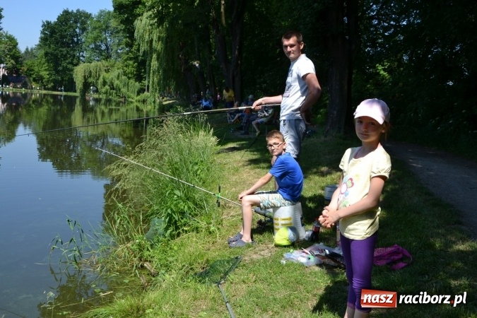 Zdjęcie w galerii na portalu naszraciborz.pl: Wędkarski Dzień Dziecka na Trzecioku wiadomości z regionu