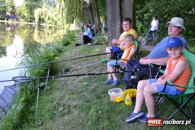 Zdjęcie w galerii na portalu naszraciborz.pl: Wędkarski Dzień Dziecka na Trzecioku wiadomości z regionu