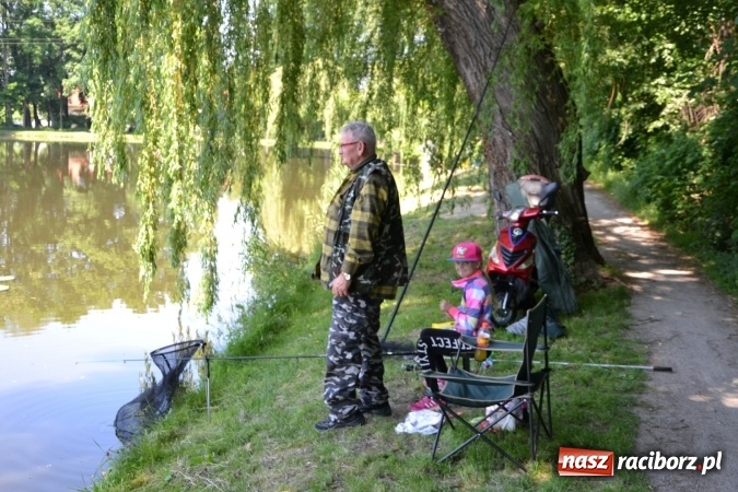 Zdjęcie w galerii na portalu naszraciborz.pl: Wędkarski Dzień Dziecka na Trzecioku wiadomości z regionu