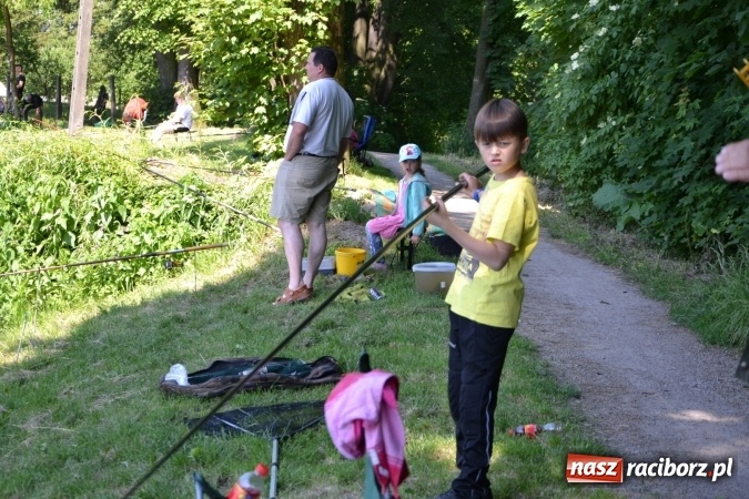 Zdjęcie w galerii na portalu naszraciborz.pl: Wędkarski Dzień Dziecka na Trzecioku wiadomości z regionu