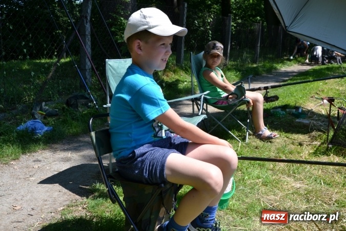 Zdjęcie w galerii na portalu naszraciborz.pl: Wędkarski Dzień Dziecka na Trzecioku wiadomości z regionu