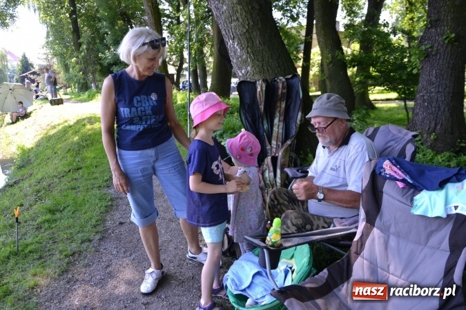 Zdjęcie w galerii na portalu naszraciborz.pl: Wędkarski Dzień Dziecka na Trzecioku wiadomości z regionu
