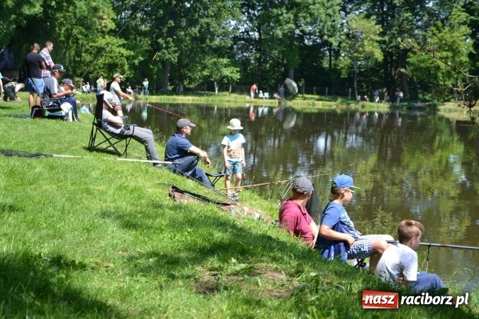 Zdjęcie w galerii na portalu naszraciborz.pl: Wędkarski Dzień Dziecka na Trzecioku wiadomości z regionu