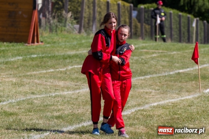 Zdjęcie w galerii na portalu naszraciborz.pl: Sudół wśród panów, Markowice wśród pań. Miejskie zawody sportowo-pożarnicze za nami wiadomości z regionu