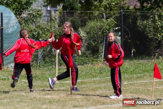 Zdjęcie w galerii na portalu naszraciborz.pl: Sudół wśród panów, Markowice wśród pań. Miejskie zawody sportowo-pożarnicze za nami wiadomości z regionu