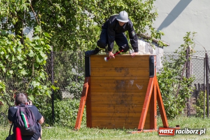 Zdjęcie w galerii na portalu naszraciborz.pl: Sudół wśród panów, Markowice wśród pań. Miejskie zawody sportowo-pożarnicze za nami wiadomości z regionu