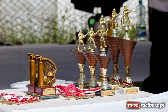 Zdjęcie w galerii na portalu naszraciborz.pl: Sudół wśród panów, Markowice wśród pań. Miejskie zawody sportowo-pożarnicze za nami wiadomości z regionu