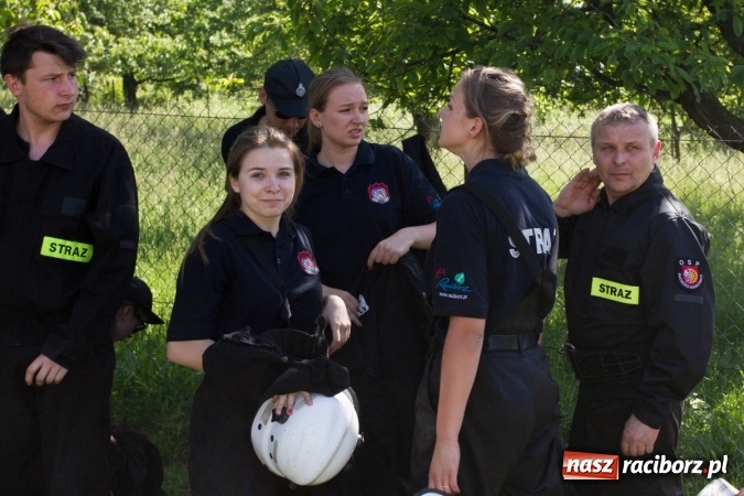 Zdjęcie w galerii na portalu naszraciborz.pl: Sudół wśród panów, Markowice wśród pań. Miejskie zawody sportowo-pożarnicze za nami wiadomości z regionu