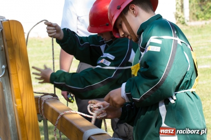 Zdjęcie w galerii na portalu naszraciborz.pl: Sudół wśród panów, Markowice wśród pań. Miejskie zawody sportowo-pożarnicze za nami wiadomości z regionu