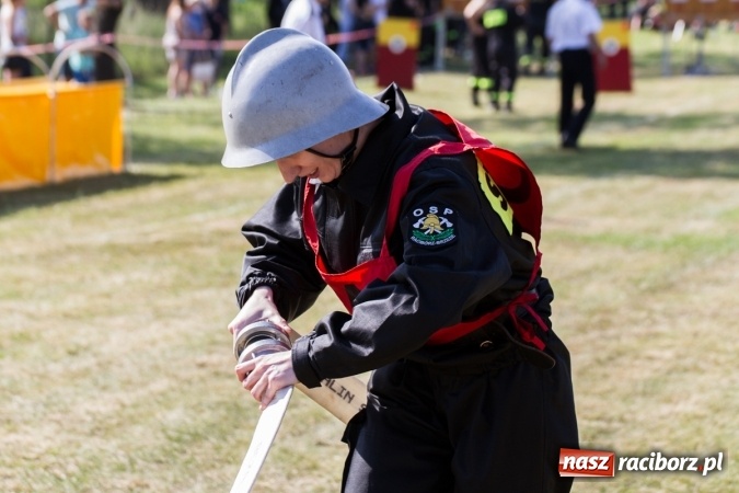Zdjęcie w galerii na portalu naszraciborz.pl: Sudół wśród panów, Markowice wśród pań. Miejskie zawody sportowo-pożarnicze za nami wiadomości z regionu