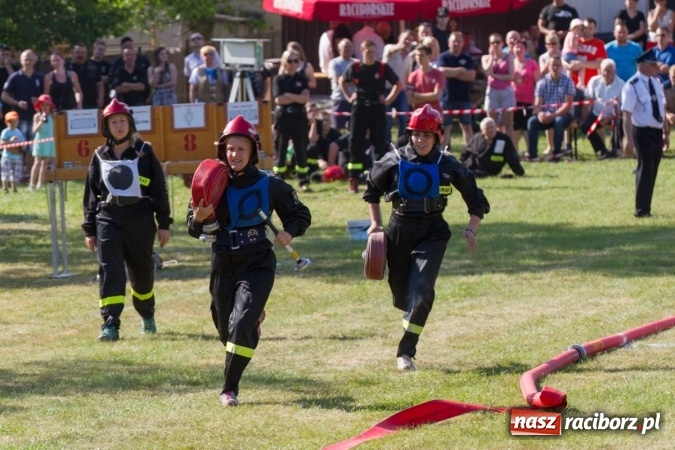 Zdjęcie w galerii na portalu naszraciborz.pl: Sudół wśród panów, Markowice wśród pań. Miejskie zawody sportowo-pożarnicze za nami wiadomości z regionu