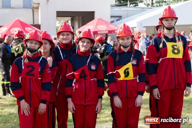 Zdjęcie w galerii na portalu naszraciborz.pl: Sudół wśród panów, Markowice wśród pań. Miejskie zawody sportowo-pożarnicze za nami wiadomości z regionu