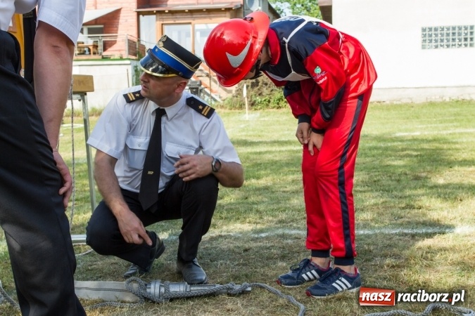 Zdjęcie w galerii na portalu naszraciborz.pl: Sudół wśród panów, Markowice wśród pań. Miejskie zawody sportowo-pożarnicze za nami wiadomości z regionu