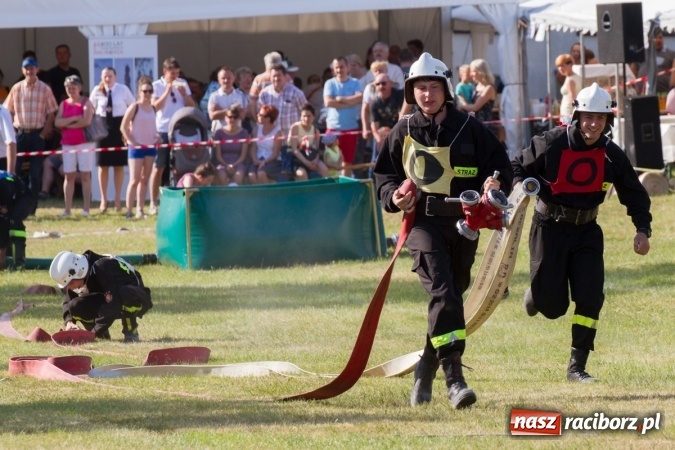 Zdjęcie w galerii na portalu naszraciborz.pl: Sudół wśród panów, Markowice wśród pań. Miejskie zawody sportowo-pożarnicze za nami wiadomości z regionu