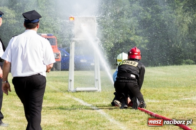 Zdjęcie w galerii na portalu naszraciborz.pl: Sudół wśród panów, Markowice wśród pań. Miejskie zawody sportowo-pożarnicze za nami wiadomości z regionu