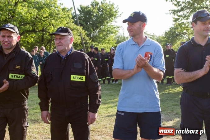 Zdjęcie w galerii na portalu naszraciborz.pl: Sudół wśród panów, Markowice wśród pań. Miejskie zawody sportowo-pożarnicze za nami wiadomości z regionu