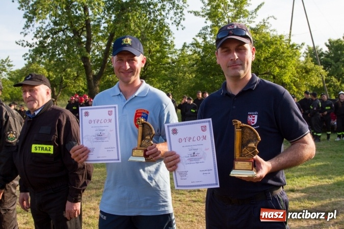 Zdjęcie w galerii na portalu naszraciborz.pl: Sudół wśród panów, Markowice wśród pań. Miejskie zawody sportowo-pożarnicze za nami wiadomości z regionu