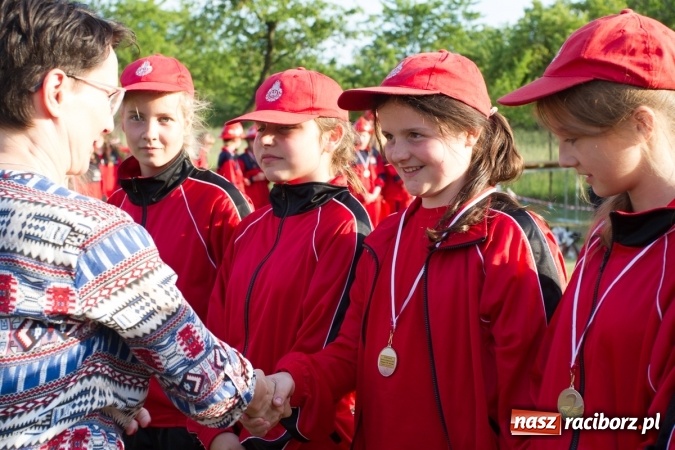 Zdjęcie w galerii na portalu naszraciborz.pl: Sudół wśród panów, Markowice wśród pań. Miejskie zawody sportowo-pożarnicze za nami wiadomości z regionu