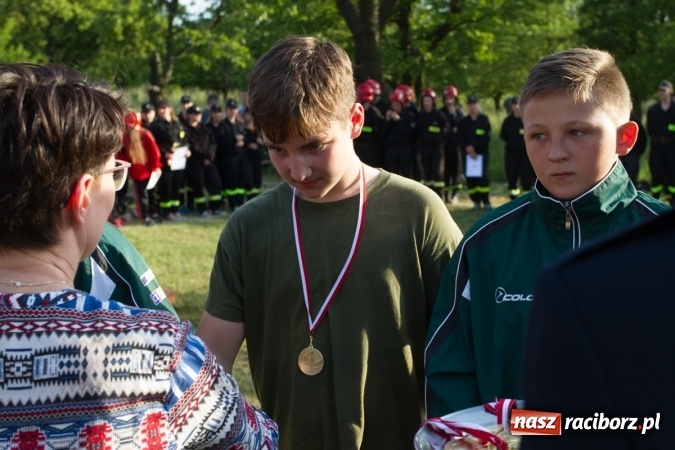 Zdjęcie w galerii na portalu naszraciborz.pl: Sudół wśród panów, Markowice wśród pań. Miejskie zawody sportowo-pożarnicze za nami wiadomości z regionu