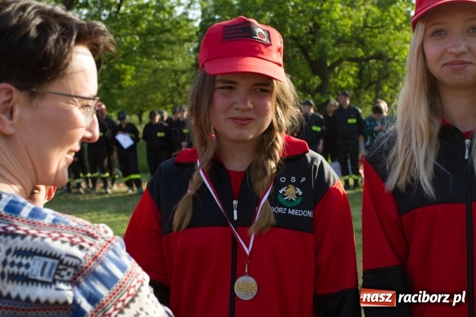 Zdjęcie w galerii na portalu naszraciborz.pl: Sudół wśród panów, Markowice wśród pań. Miejskie zawody sportowo-pożarnicze za nami wiadomości z regionu