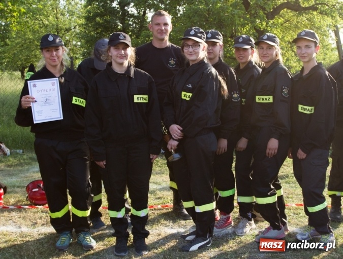 Zdjęcie w galerii na portalu naszraciborz.pl: Sudół wśród panów, Markowice wśród pań. Miejskie zawody sportowo-pożarnicze za nami wiadomości z regionu