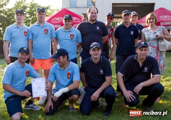 Zdjęcie w galerii na portalu naszraciborz.pl: Sudół wśród panów, Markowice wśród pań. Miejskie zawody sportowo-pożarnicze za nami wiadomości z regionu