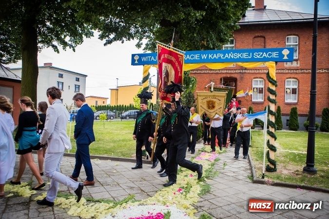 Zdjęcie w galerii na portalu naszraciborz.pl: Wielkie święto w Borucinie - prymicje ks. Dawida Sichmy  wiadomości z regionu