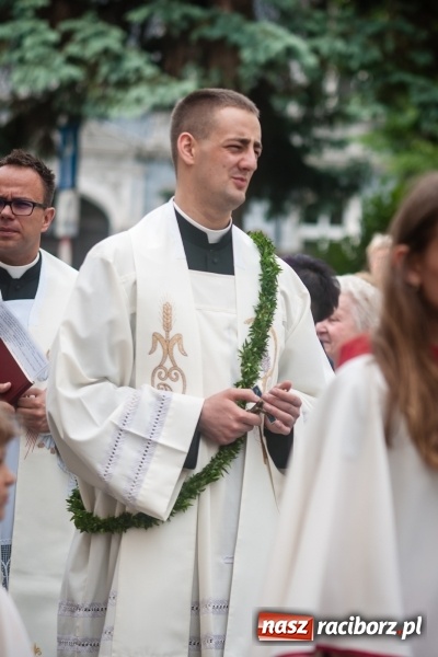 Zdjęcie w galerii na portalu naszraciborz.pl: Parafia WNMP dała Kościołowi nowego kapłana. Prymicje ks. Patryka Wramby  wiadomości z regionu